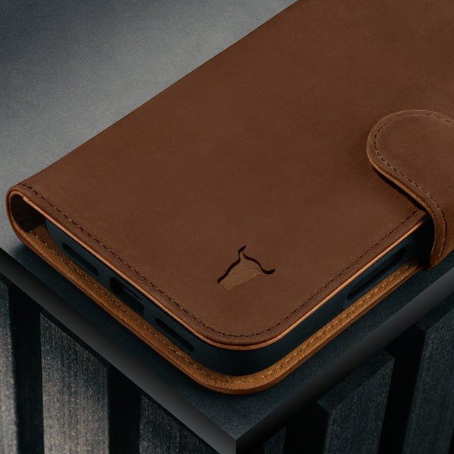 Nubuck Dark Brown Detachable Case for iPhone 17 Pro Max