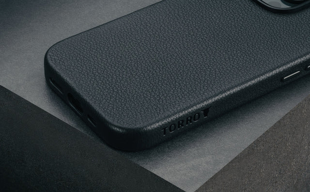 iPhone 16 Pro Leder Bumper Hülle Feature Focus