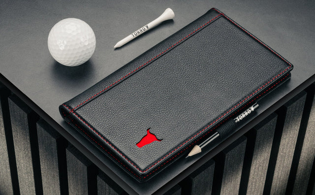 Leder-Golf-Scorecard-Halter (PRO Edition) Feature Focus